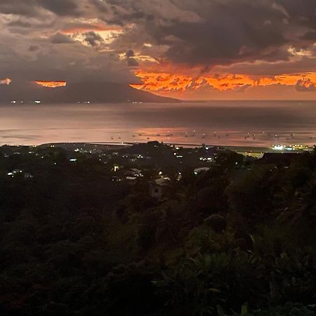 Tahitininalodge 1 파페에테 외부 사진